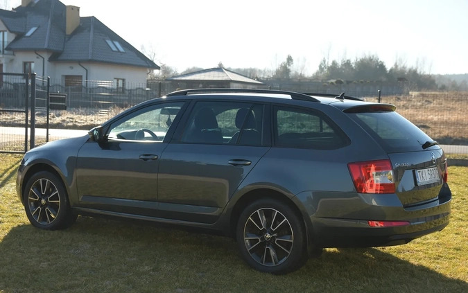 Skoda Octavia cena 43900 przebieg: 260000, rok produkcji 2016 z Ostróda małe 497